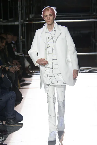 Look 22
